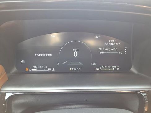 Certified 2022 Lincoln Nautilus Reserve image 12