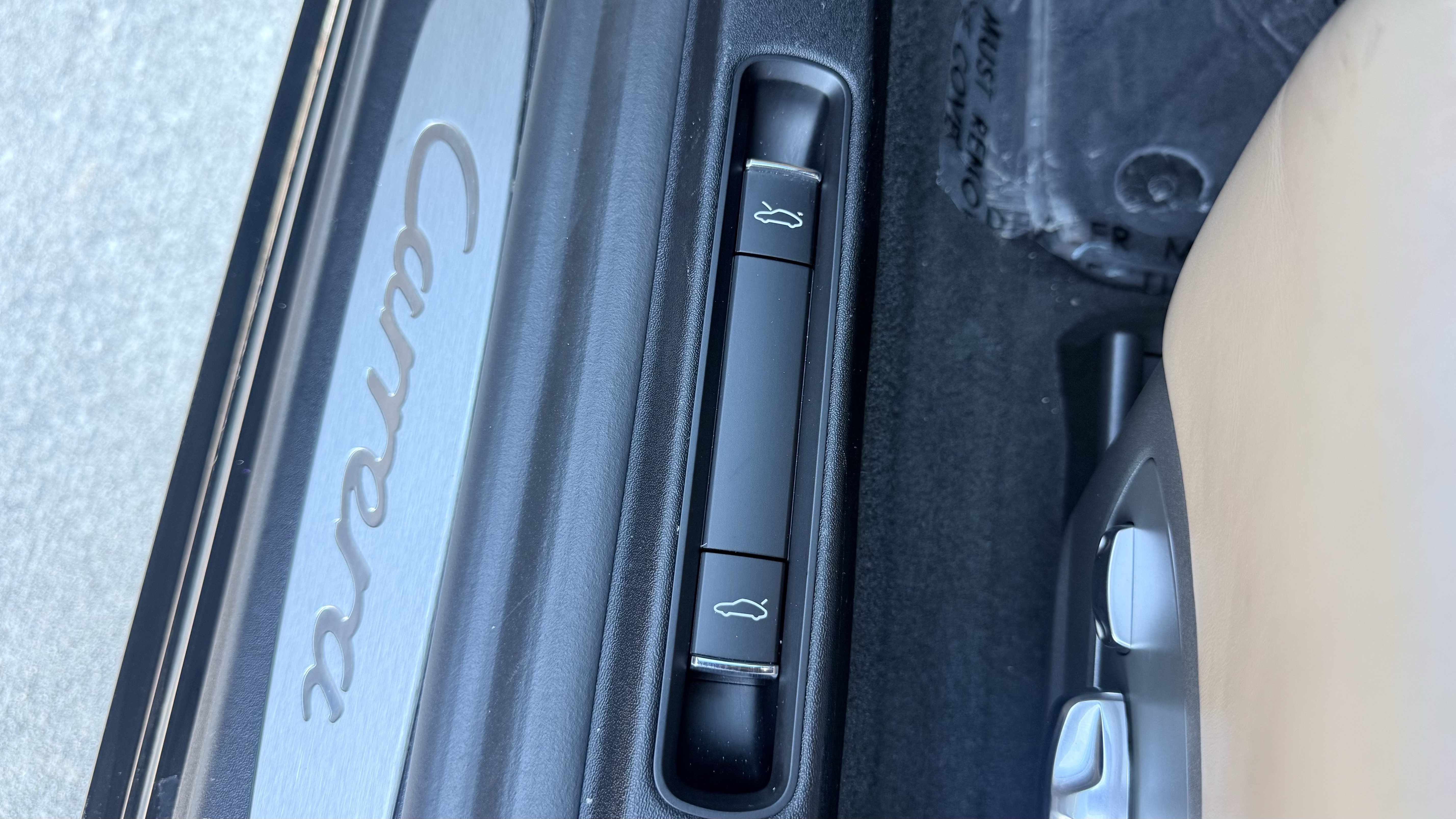 Used 2018 Porsche 911 Carrera image 36