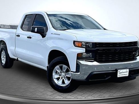 Used 2021 Chevrolet Silverado 1500 W/T w/ WT Value Package image 3