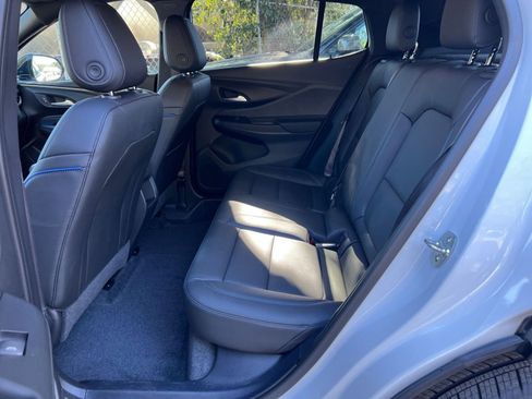 Used 2025 Buick Envista Sport Touring image 33