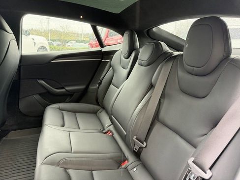 Used 2021 Tesla Model S Plaid image 31