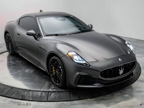 Used 2024 Maserati GranTurismo Trofeo AWD/4WD image 29