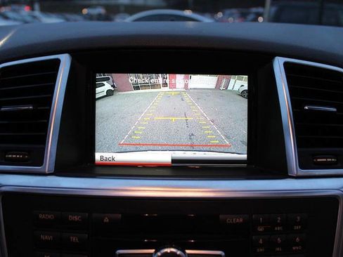 Used 2015 Mercedes-Benz ML 350 4MATIC image 21