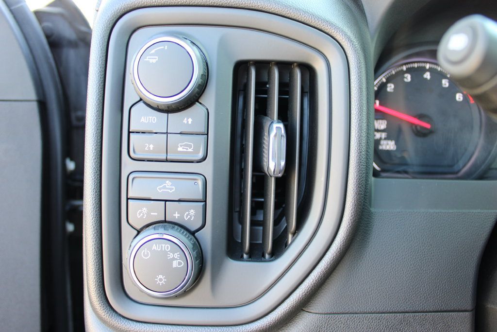 Used 2022 Chevrolet Silverado 1500 Custom w/ LPO, Dark Essentials Package AWD/4WD image 13