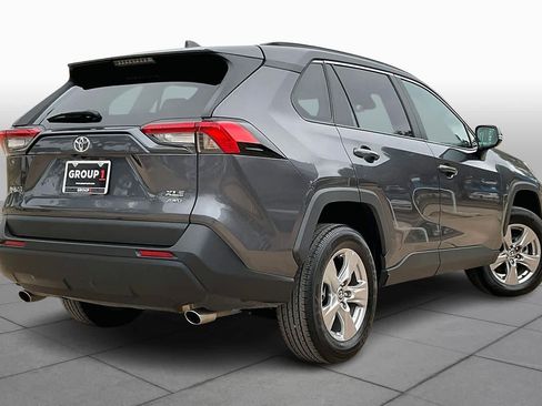 Used 2025 Toyota RAV4 XLE image 11