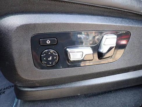 Used 2023 BMW X7 M60i w/ Executive Package AWD/4WD image 15