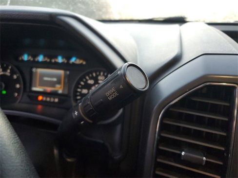 Used 2020 Ford F150 XLT w/ Equipment Group 302A Luxury image 26