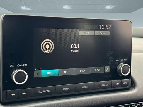 Used 2025 Honda HR-V Sport image 21