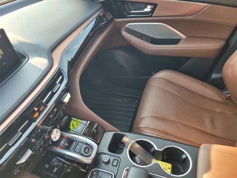 Used 2023 Acura MDX SH-AWD w/ Technology Package image 12