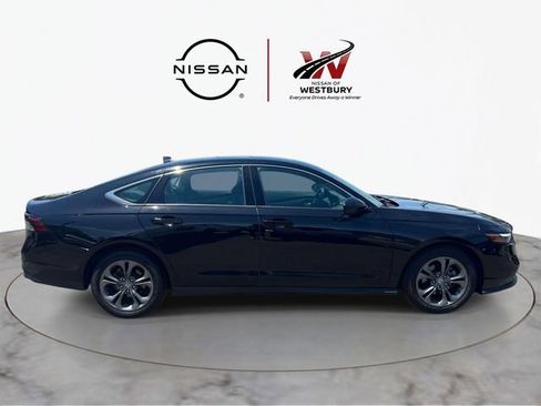 Used 2023 Honda Accord EX image 5