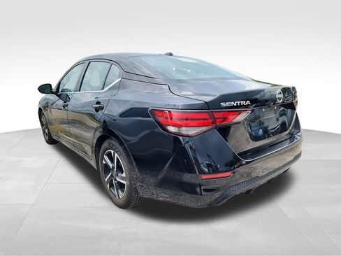 Used 2024 Nissan Sentra SV FWD image 4