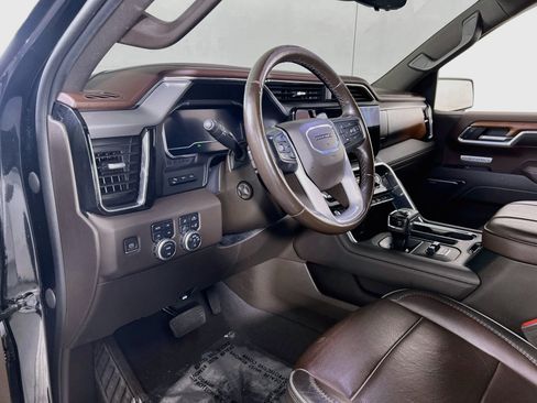 Used 2023 GMC Sierra 1500 Denali w/ Denali Reserve Package AWD/4WD image 9