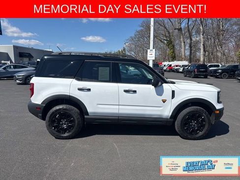 Used 2025 Ford Bronco Sport Badlands AWD/4WD image 9