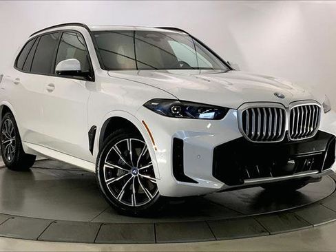 Certified 2024 BMW X5 xDrive50e w/ M Sport Package image 33