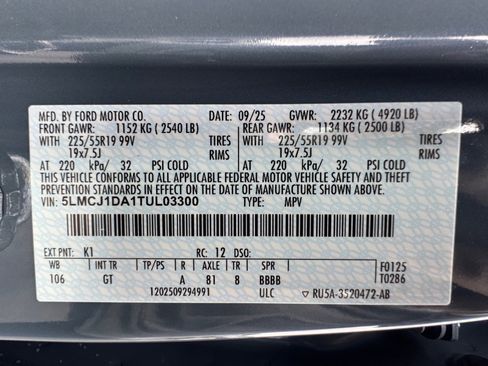 New 2026 Lincoln Corsair Premiere image 34