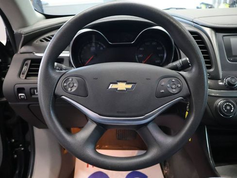 Used 2017 Chevrolet Impala LS FWD image 17
