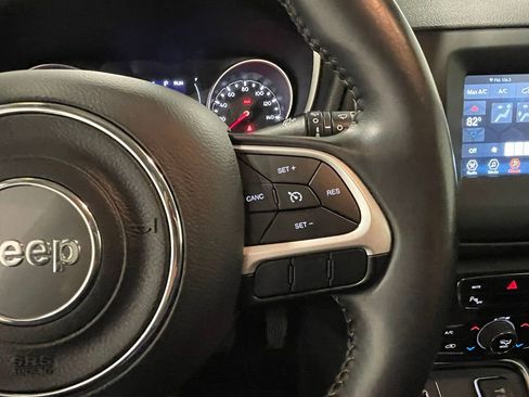 Used 2019 Jeep Compass Latitude w/ Safety & Security Group image 31