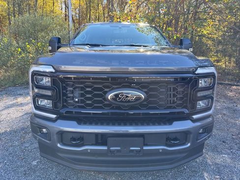 New 2026 Ford F350 Lariat w/ Black Appearance Package image 2