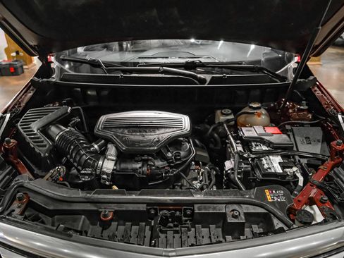 Used 2019 Cadillac XT5 FWD image 43