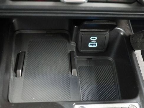 Used 2025 Ford Bronco Badlands image 23