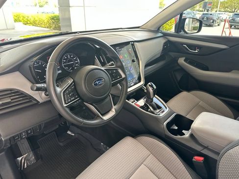 Used 2025 Subaru Outback Premium AWD/4WD image 10