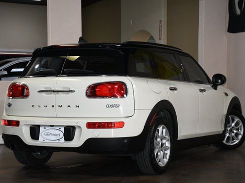 Used 2016 MINI Cooper Clubman FWD image 5
