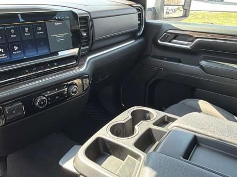 Certified 2024 Chevrolet Silverado 2500 LT image 15