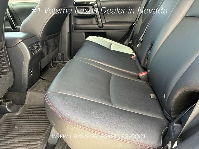 Used 2017 Toyota 4Runner TRD Off-Road Premium AWD/4WD image 5