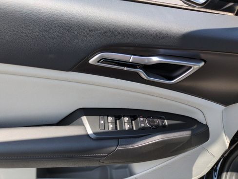 New 2026 Kia Sportage EX FWD image 15