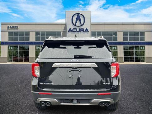 Used 2022 Ford Explorer Platinum w/ Equipment Group 601A image 4