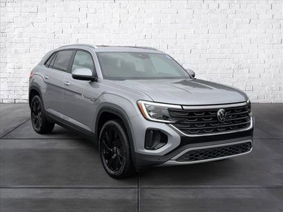 Certified 2025 Volkswagen Atlas Cross Sport SE w/ Panoramic Sunroof Package