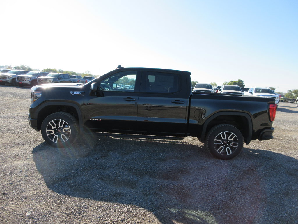 New 2026 GMC Sierra 1500 AT4 w/ AT4 Premium Package AWD/4WD image 9