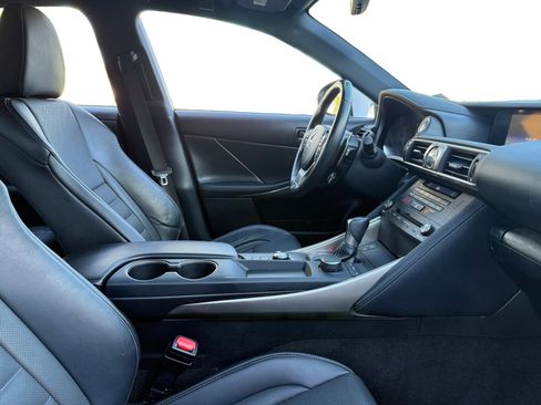 Used 2020 Lexus IS 300 F Sport image 14