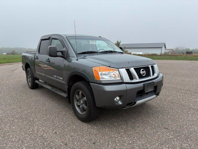 Used 2015 Nissan Titan PRO-4X AWD/4WD image 2