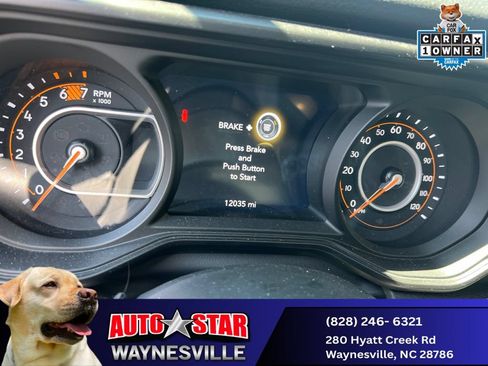 Used 2026 Jeep Wrangler Unlimited Sport AWD/4WD image 13