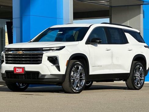 New 2026 Chevrolet Traverse LT w/ Driver Confidence Package image 10