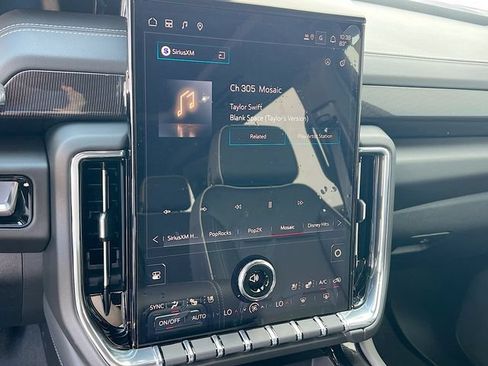 New 2026 GMC Yukon XL Elevation w/ Technology Package RWD image 10