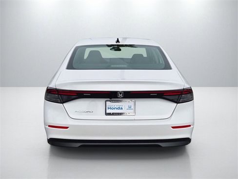 New 2026 Honda Accord SE image 5
