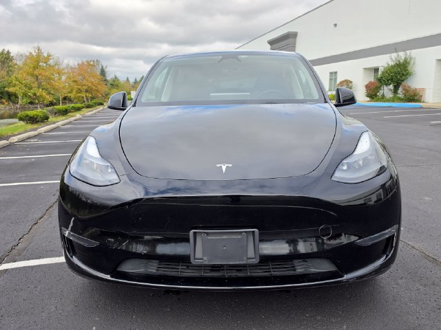Used 2023 Tesla Model Y Long Range AWD/4WD image 17