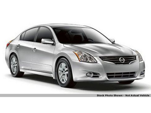Used 2010 Nissan Altima 3.5 SR w/ Premium Pkg FWD image 1