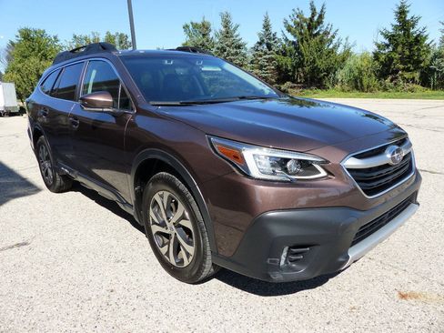 Used 2020 Subaru Outback Limited w/ Popular Package #2 AWD/4WD image 12