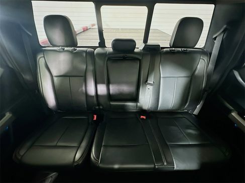 Used 2019 Ford F150 Lariat image 13