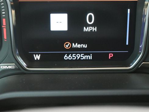 Used 2021 GMC Yukon XL Denali w/ Denali Premium Package AWD/4WD image 21