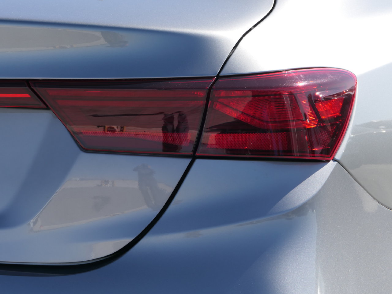 Certified 2024 Kia Forte LXS w/ LXS Technology Package FWD image 4