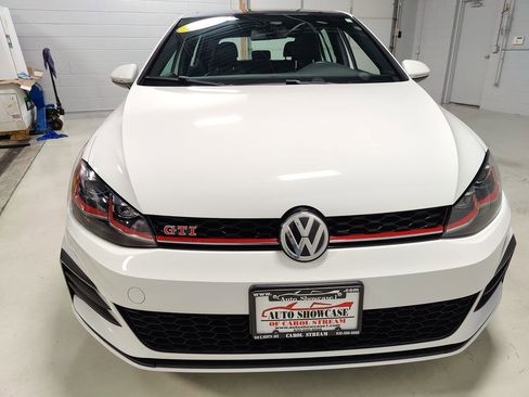 Used 2019 Volkswagen GTI SE w/ SE Experience Package image 3