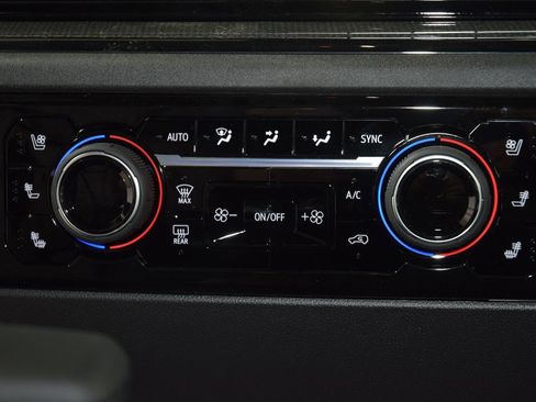 New 2026 Chevrolet Silverado 1500 ZR2 image 37