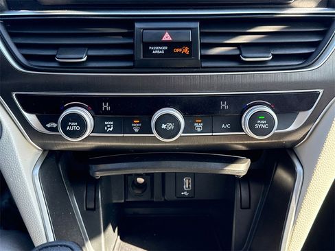 Certified 2020 Honda Accord LX image 29