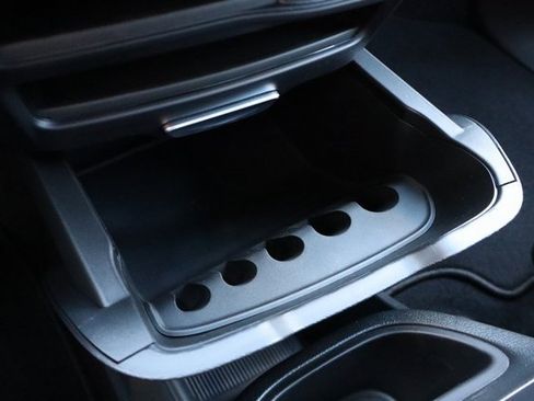 New 2026 Chrysler Pacifica Select image 24