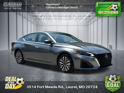 Used 2025 Nissan Altima 2.5 SV