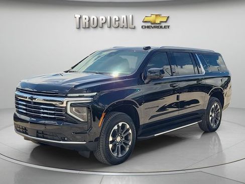 New 2026 Chevrolet Suburban LT w/ Comfort Package RWD image 1